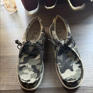 Hey Dude Men's Camo Slip-On Boat Shoes - Green, Black